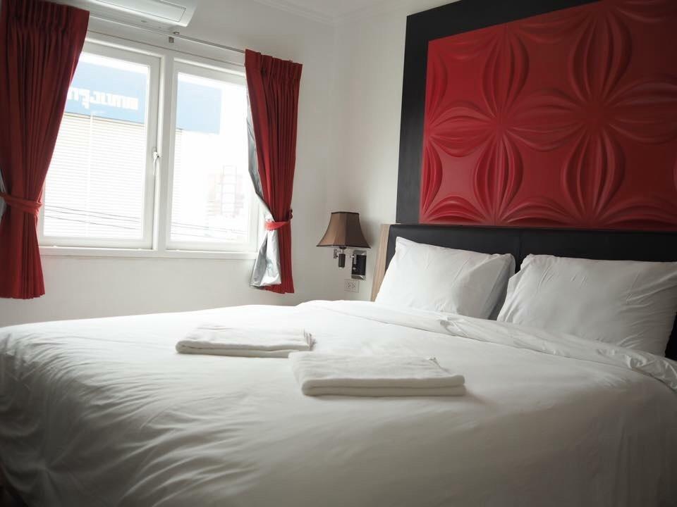 Pook Swan House Hotel Pattaya Quarto foto